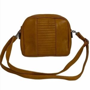 Lp Blue Mustard Color Crossbody